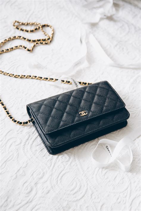 chanel chain wallet